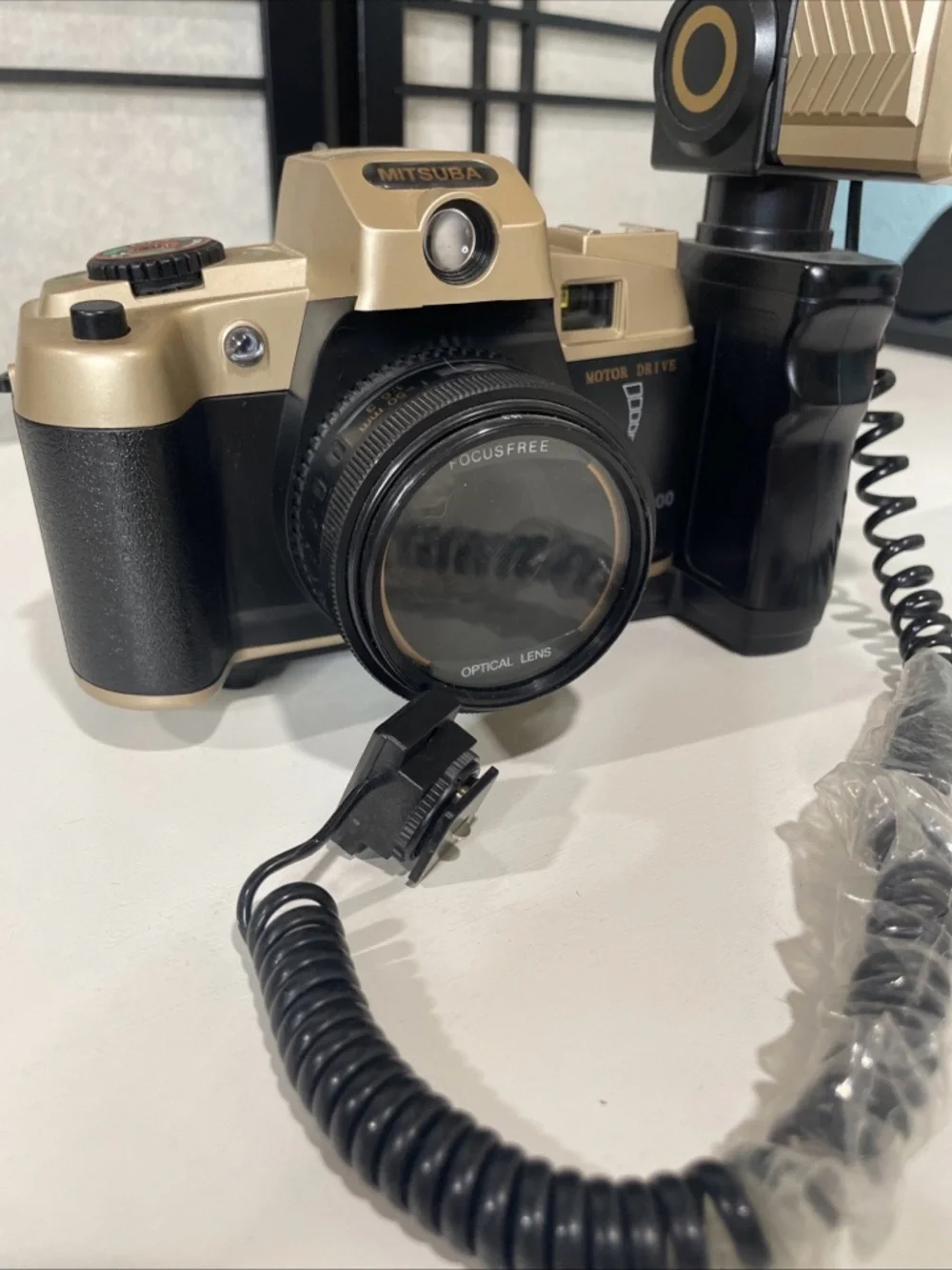 Vintage Mitsuba TC-8000 35mm Camera& Flash - Retro Prop / Decor - Untested